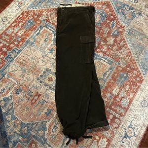 Banana Republic Traveler Jogger Cargo Pants.